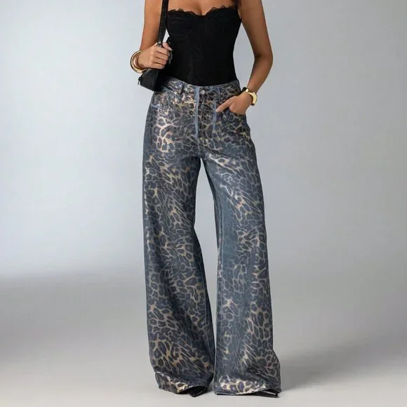 Baby Blue Casual Women's Denim Jeans with Leopard Print and Zipper Detail - Picture 1 of 7